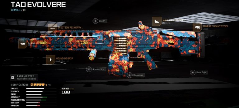 Call of Duty: Warzone loadout featuring the TAQ Evolvere LMG equipped with its optimal attachments.