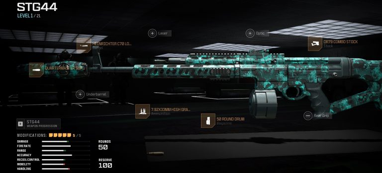 Call of Duty: Warzone screenshot outlines the optimal loadout and attachment setup for the new STG44 Assault Rifle in Season 5.